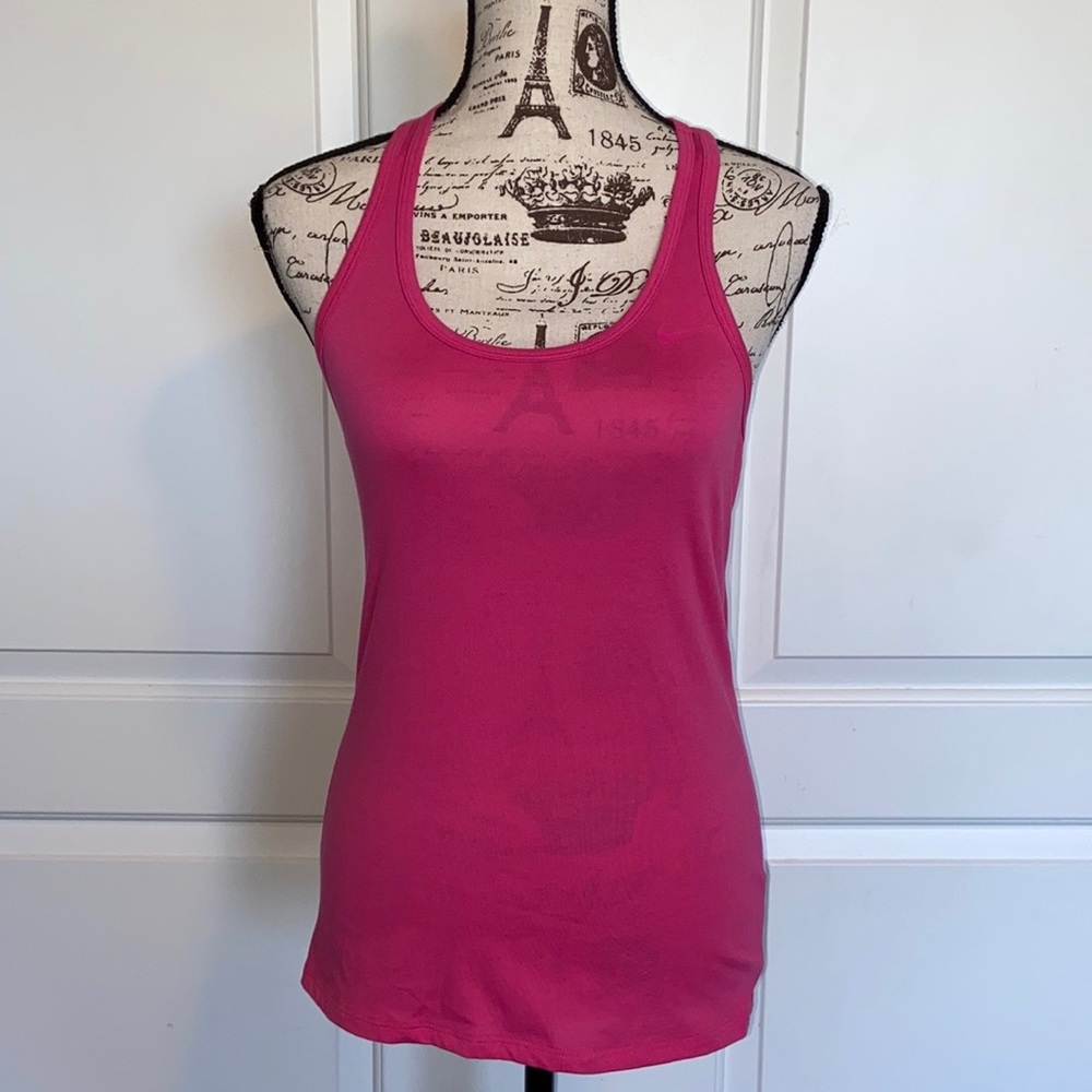 THE NIKE TEE ATHLETIC CUT TANK